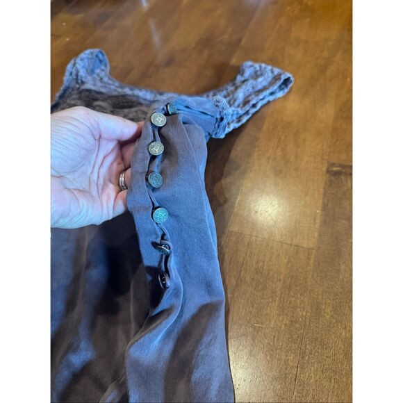 Woman’s 100% Silk free people top size 10 women’s - Picture 2 of 6